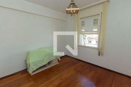 Sala 2/Quarto 3 de apartamento para alugar com 2 quartos, 72m² em Navegantes, Porto Alegre