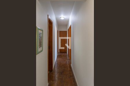 Corredor de apartamento à venda com 3 quartos, 90m² em Vila Pompéia, São Paulo