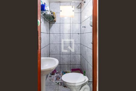 Lavabo de casa à venda com 4 quartos, 200m² em São João Batista (venda Nova), Belo Horizonte