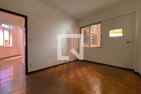 Quarto 1 de apartamento para alugar com 2 quartos, 74m² em Bonsucesso, Rio de Janeiro