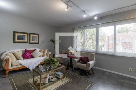 Sala de casa à venda com 3 quartos, 228m² em Três Figueiras, Porto Alegre