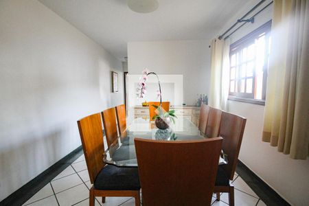 Sala de casa para alugar com 3 quartos, 290m² em Vila Baruel, São Paulo
