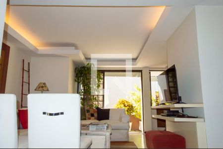 Sala de apartamento à venda com 4 quartos, 200m² em Barra da Tijuca, Rio de Janeiro
