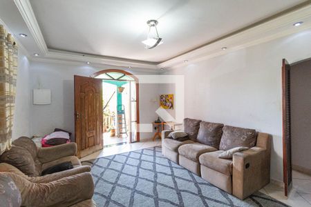 Casa à venda com 180m², 3 quartos e 4 vagasSala