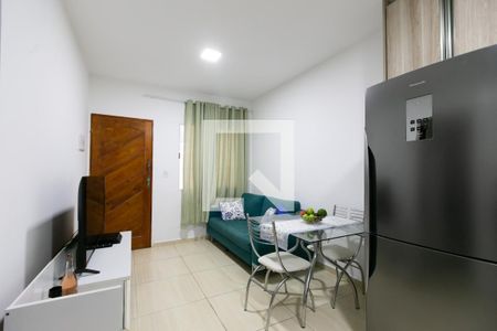 Sala de casa de condomínio para alugar com 2 quartos, 42m² em Jardim Limoeiro, São Paulo
