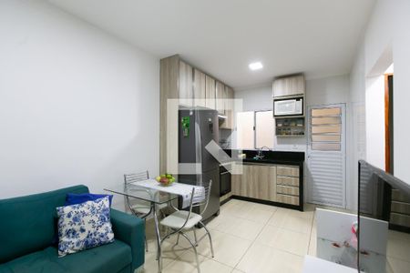 Sala de casa de condomínio à venda com 2 quartos, 42m² em Jardim Limoeiro, São Paulo
