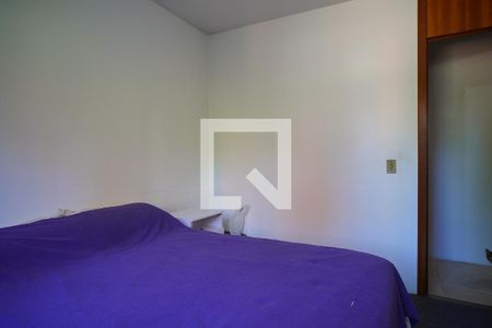 Quarto 1 de apartamento para alugar com 3 quartos, 67m² em Petrópolis, Porto Alegre