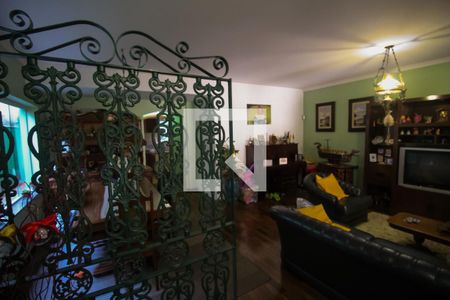 Sala de Estar de casa à venda com 3 quartos, 204m² em Vila Regente Feijó, São Paulo