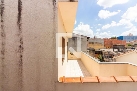 Vista de casa para alugar com 1 quarto, 40m² em Vila Yara, Osasco