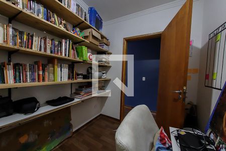 Quarto 2 de casa à venda com 4 quartos, 155m² em Jardim Adriana, Guarulhos