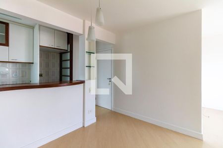 Sala de apartamento para alugar com 3 quartos, 80m² em Vila Gumercindo, São Paulo