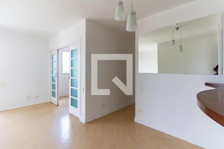 Sala de apartamento para alugar com 3 quartos, 80m² em Vila Gumercindo, São Paulo