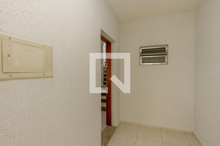 Hall de Entrada de casa para alugar com 4 quartos, 170m² em Jardim Aeroporto, São Paulo