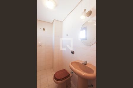 Apartamento para alugar com 183m², 3 quartos e 2 vagas Apartamento para alugar com 183m², 3 quartos e 2 vagasBANHEIRO 2