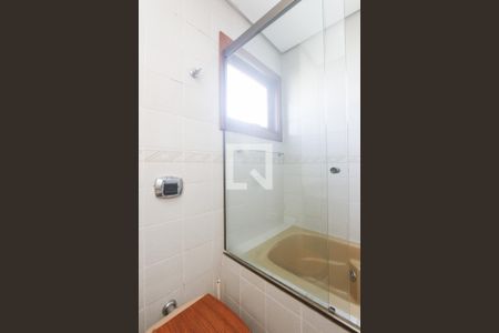 Apartamento para alugar com 183m², 3 quartos e 2 vagas Apartamento para alugar com 183m², 3 quartos e 2 vagasBANHEIRO SUITE