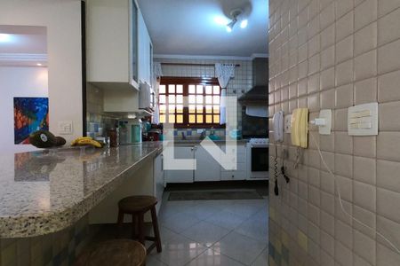 Cozinha de casa de condomínio para alugar com 4 quartos, 395m² em Parque Monte Alegre, Taboão da Serra