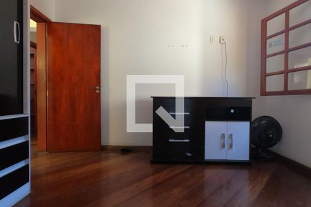 Casa de condomínio para alugar com 395m², 4 quartos e 6 vagas Casa de condomínio para alugar com 395m², 4 quartos e 6 vagasSuíte 2