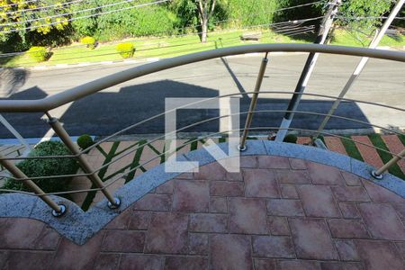 Casa de condomínio para alugar com 395m², 4 quartos e 6 vagas Casa de condomínio para alugar com 395m², 4 quartos e 6 vagasVaranda da Suíte 1