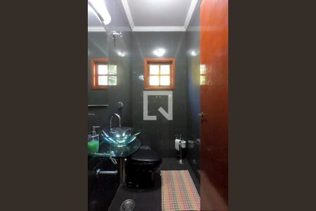 Casa de condomínio para alugar com 395m², 4 quartos e 6 vagas Casa de condomínio para alugar com 395m², 4 quartos e 6 vagasLavabo