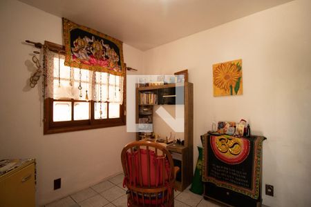 Sala de casa à venda com 3 quartos, 165m² em Vila Nova, Porto Alegre