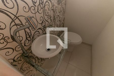 Banheiro da Suíte de apartamento para alugar com 2 quartos, 65m² em Vila Alexandria, São Paulo