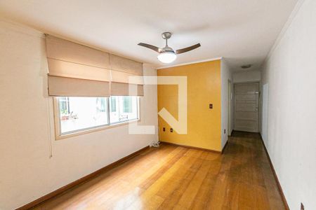 Sala de apartamento à venda com 2 quartos, 65m² em Medianeira, Porto Alegre