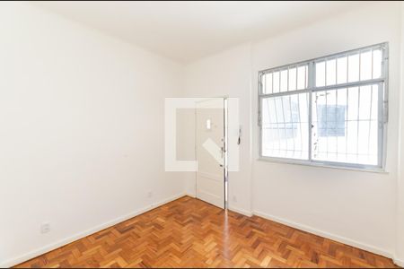 Sala de apartamento para alugar com 1 quarto, 30m² em Centro, Niterói