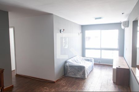 Sala de apartamento para alugar com 2 quartos, 68m² em Pechincha, Rio de Janeiro