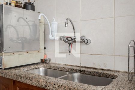 Cozinha de apartamento para alugar com 3 quartos, 108m² em Floresta, Porto Alegre