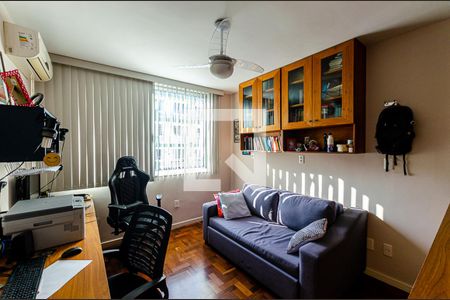 Quarto 2 de apartamento à venda com 3 quartos, 130m² em Icaraí, Niterói