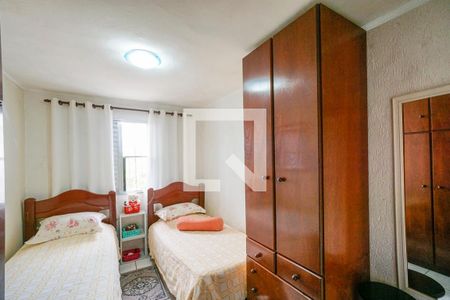 Quarto 02 de casa à venda com 2 quartos, 190m² em Vila Bertioga, São Paulo