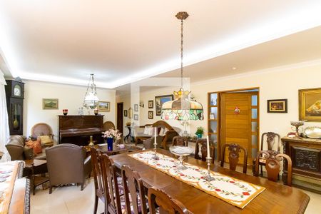 Sala de estar e de jantar de casa à venda com 4 quartos, 408m² em Vila Hollândia, Campinas