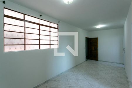 Sala de apartamento para alugar com 3 quartos, 60m² em Santa Efigênia, Belo Horizonte