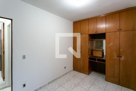 Quarto 2 de apartamento para alugar com 3 quartos, 60m² em Santa Efigênia, Belo Horizonte