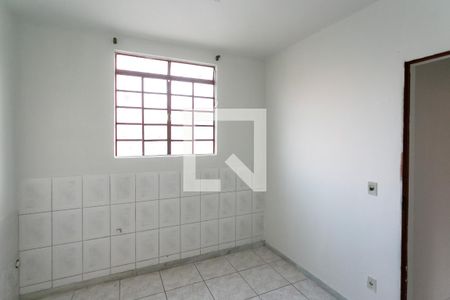 Quarto 1 de apartamento para alugar com 3 quartos, 60m² em Santa Efigênia, Belo Horizonte