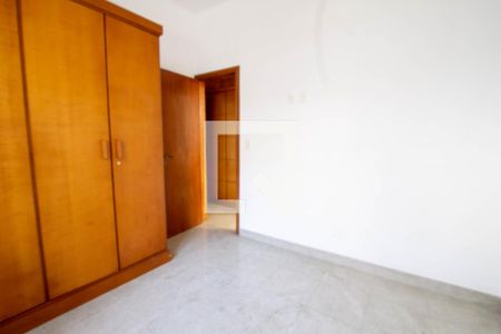 Quarto 1  de casa de condomínio para alugar com 2 quartos, 70m² em Urca, Rio de Janeiro