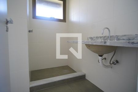 Banheiro de apartamento à venda com 1 quarto, 52m² em Boa Vista, Porto Alegre