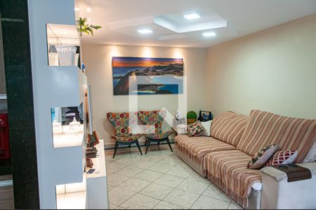 Sala de casa à venda com 3 quartos, 365m² em Taquara, Rio de Janeiro