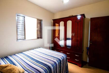 Quarto 1 de casa para alugar com 4 quartos, 294m² em Santo Antônio, Osasco