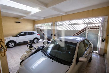 Garagem de casa à venda com 4 quartos, 294m² em Santo Antônio, Osasco