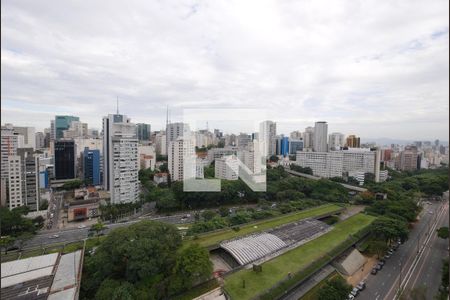 Varanda - Vista de apartamento para alugar com 1 quarto, 24m² em Liberdade, São Paulo