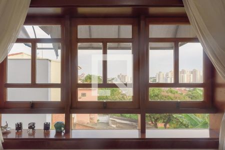 Vista da Sala de Estar de casa à venda com 3 quartos, 300m² em Vila Marieta, Campinas