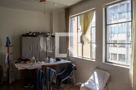 Quarto de kitnet/studio para alugar com 1 quarto, 54m² em Centro Histórico, Porto Alegre