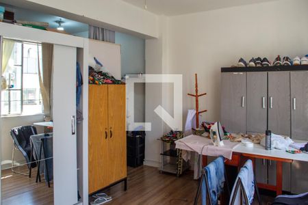 Quarto de kitnet/studio para alugar com 1 quarto, 54m² em Centro Histórico, Porto Alegre