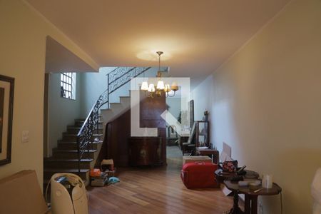 Sala de casa para alugar com 4 quartos, 320m² em Planalto Paulista, São Paulo