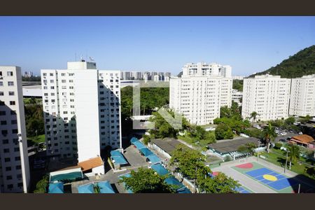 Vista - Sala de apartamento à venda com 2 quartos, 55m² em Jacarepaguá, Rio de Janeiro