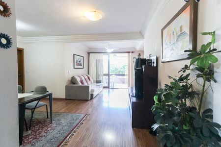 Sala de apartamento à venda com 3 quartos, 130m² em Cavalhada, Porto Alegre