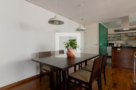 Sala de apartamento para alugar com 2 quartos, 96m² em Indianópolis, São Paulo