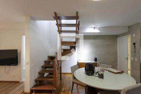 Sala de apartamento para alugar com 2 quartos, 74m² em Santo Amaro, São Paulo