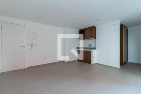 Sala / Cozinha / Quarto  de kitnet/studio para alugar com 1 quarto, 31m² em Santana, São Paulo